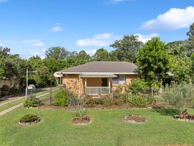 /international/au/5-coochin-hills-drive-beerwah-qld-151182960/