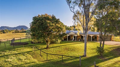 /international/au/150-cooroy-mountain-road-cooroy-qld-152535916/