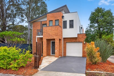 /international/au/14-14a-cornelia-road-toongabbie-nsw-152646408/