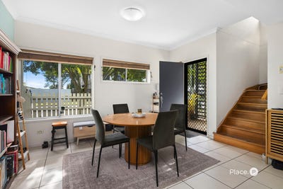 /international/au/4-45-buxton-street-ascot-qld-148527528/