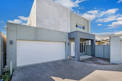 /international/au/2-17-noel-street-wodonga-vic-151211292/