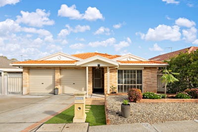 /international/au/20-diamond-street-amaroo-act-151253628/