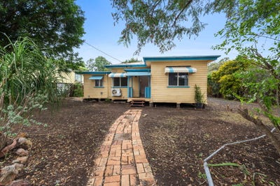 /international/au/73-myall-street-dalby-qld-151374068/
