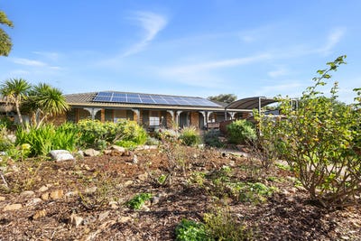 /international/au/13-15-miltalie-avenue-port-lincoln-sa-151608580/