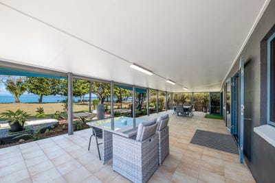 /international/au/20-davison-road-wilson-beach-qld-152182732/
