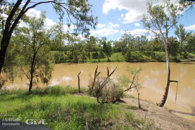 /international/au/-lake-nash-codenwarra-road-emerald-qld-700402324/