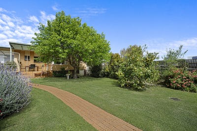 /international/au/98-aitkins-road-warrnambool-vic-152581500/