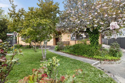/international/au/63-west-street-daylesford-vic-152672100/