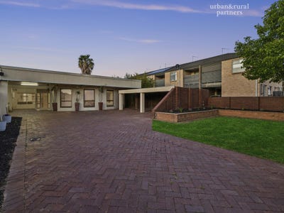 /international/au/152-trimmer-parade-seaton-sa-152604844/