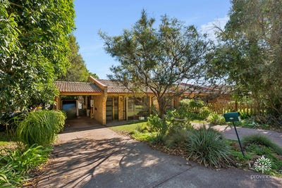 /international/au/8-1-poets-lane-kalamunda-wa-151100668/