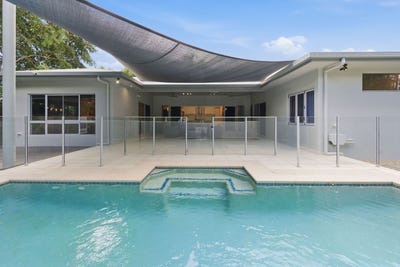 /international/au/6-ashburton-place-douglas-qld-152377608/