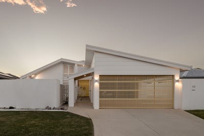 /international/au/10-de-haviland-avenue-benowa-qld-152595836/