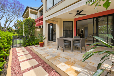 /international/au/2091-1-the-vistas-drive-carrara-qld-152672040/