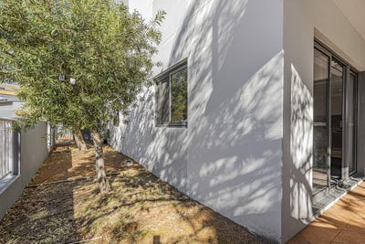 /international/au/9-2-walsh-loop-joondalup-wa-151958036/