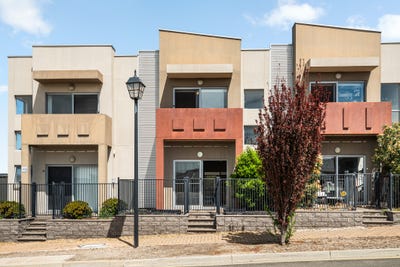 /international/au/17-1-9-league-street-seaford-meadows-sa-152680352/