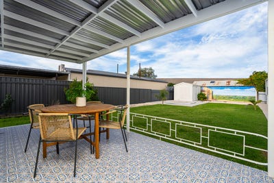 /international/au/1086-waugh-road-north-albury-nsw-151342596/