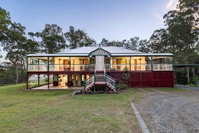 /international/au/10-westridge-close-the-palms-qld-151559336/