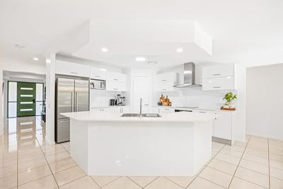 /international/au/6-bimberri-court-caloundra-west-qld-148157932/?lang=pt
