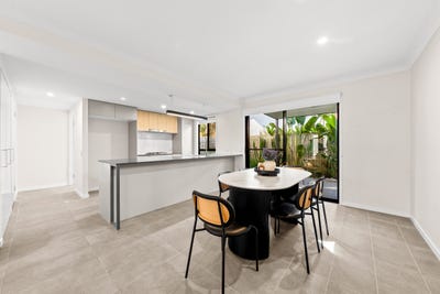 /international/au/11-18-comer-street-coopers-plains-qld-151378248/