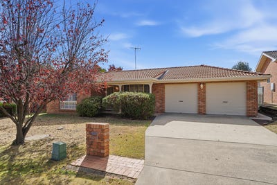 /international/au/74-sieben-drive-orange-nsw-151113232/