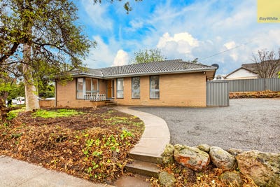 /international/au/24-gell-street-bacchus-marsh-vic-152520308/