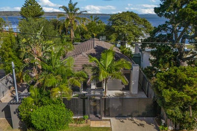 /international/au/17a-tamar-avenue-toukley-nsw-151212624/