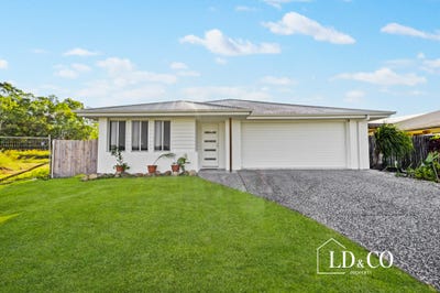 /international/au/54-eileen-street-walkerston-qld-151319116/
