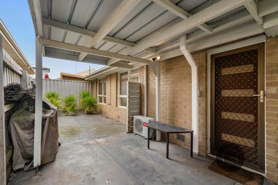 /international/au/3-2-gordon-street-tullamarine-vic-148681108/