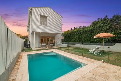 /international/au/79-harding-street-hendra-qld-151513544/