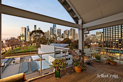 /international/au/51-1-flagstaff-lane-west-melbourne-vic-148674968/