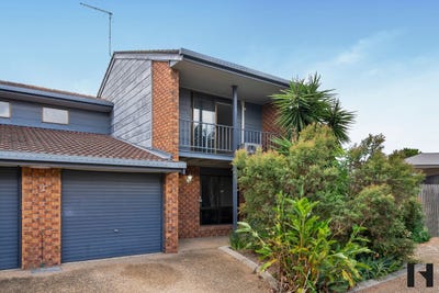/international/au/30-28-chambers-flat-road-waterford-west-qld-150791596/