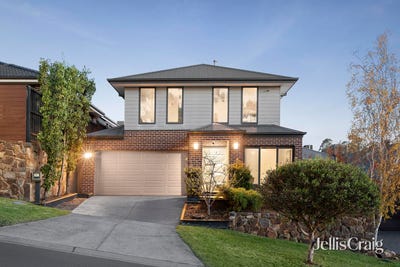 /international/au/83-columbia-boulevard-chirnside-park-vic-151458396/