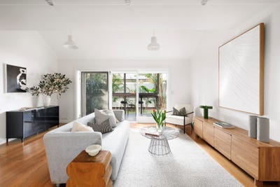 /international/au/27a-burlington-street-crows-nest-nsw-151057012/