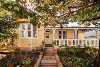 /international/au/110-waratah-street-katoomba-nsw-151239228/