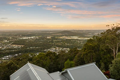 /international/au/94-wongawallan-drive-wongawallan-qld-151953368/