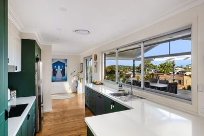 /international/au/13-sleigh-street-figtree-nsw-151189520/
