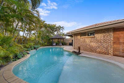 /international/au/1-stephen-court-cleveland-qld-151921904/