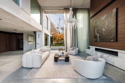 /international/au/24-pearson-street-balmain-east-nsw-151478684/