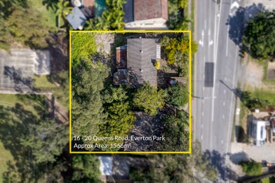 /international/au/16-queens-road-everton-park-qld-148418864/