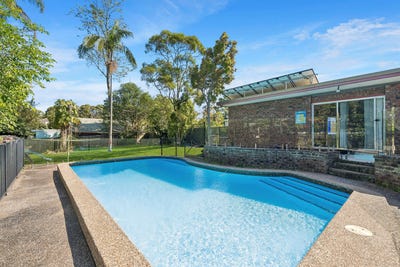 /international/au/8-queens-road-asquith-nsw-152589872/