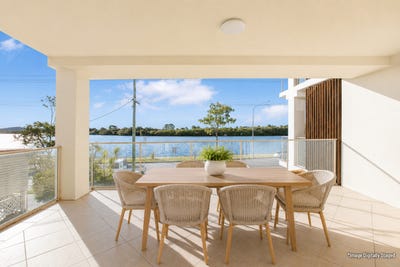 /international/au/2-273-bradman-avenue-maroochydore-qld-151601096/
