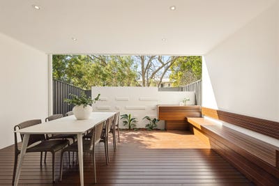/international/au/2-16-monmouth-street-morningside-qld-152390784/