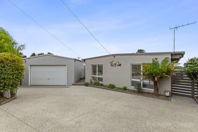 /international/au/14-grimmer-street-portarlington-vic-151120512/