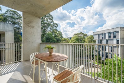 /international/au/241-7-dunstan-grove-lindfield-nsw-151135728/