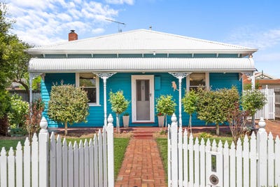 /international/au/83-simpson-street-ballan-vic-152702936/