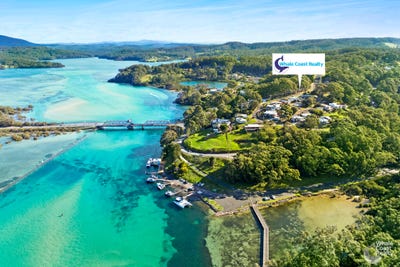 /international/au/19-hillcrest-avenue-north-narooma-nsw-204527600/