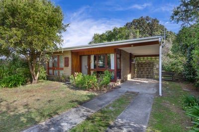 /international/au/56-first-avenue-rosebud-vic-151098664/