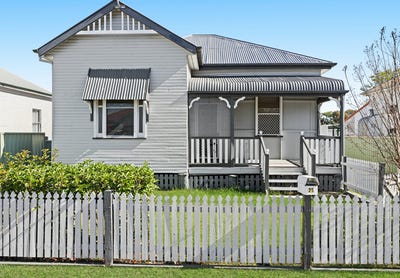 /international/au/25-mcevoy-street-warwick-qld-151483768/