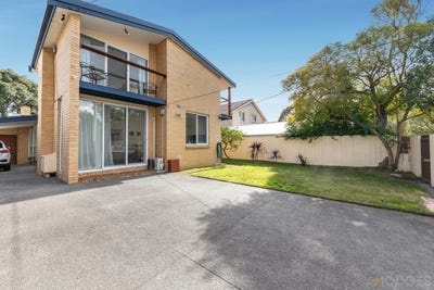 /international/au/19-coreen-avenue-beaumaris-vic-148702808/
