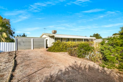 /international/au/6-downer-avenue-lyrup-sa-148499136/